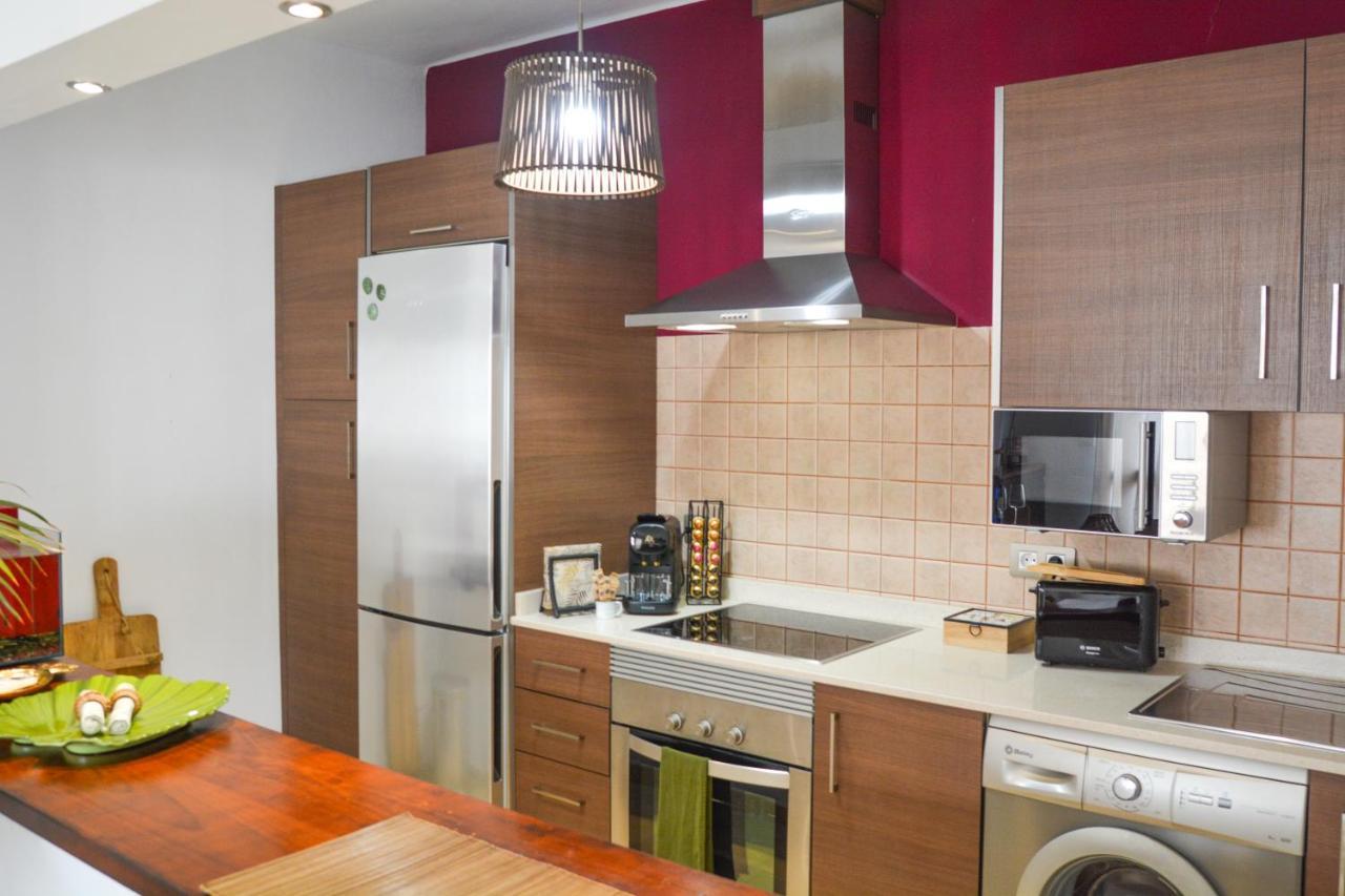 Apartamentos Mares De Lava - Puerto Del Carmen 卡门港 外观 照片