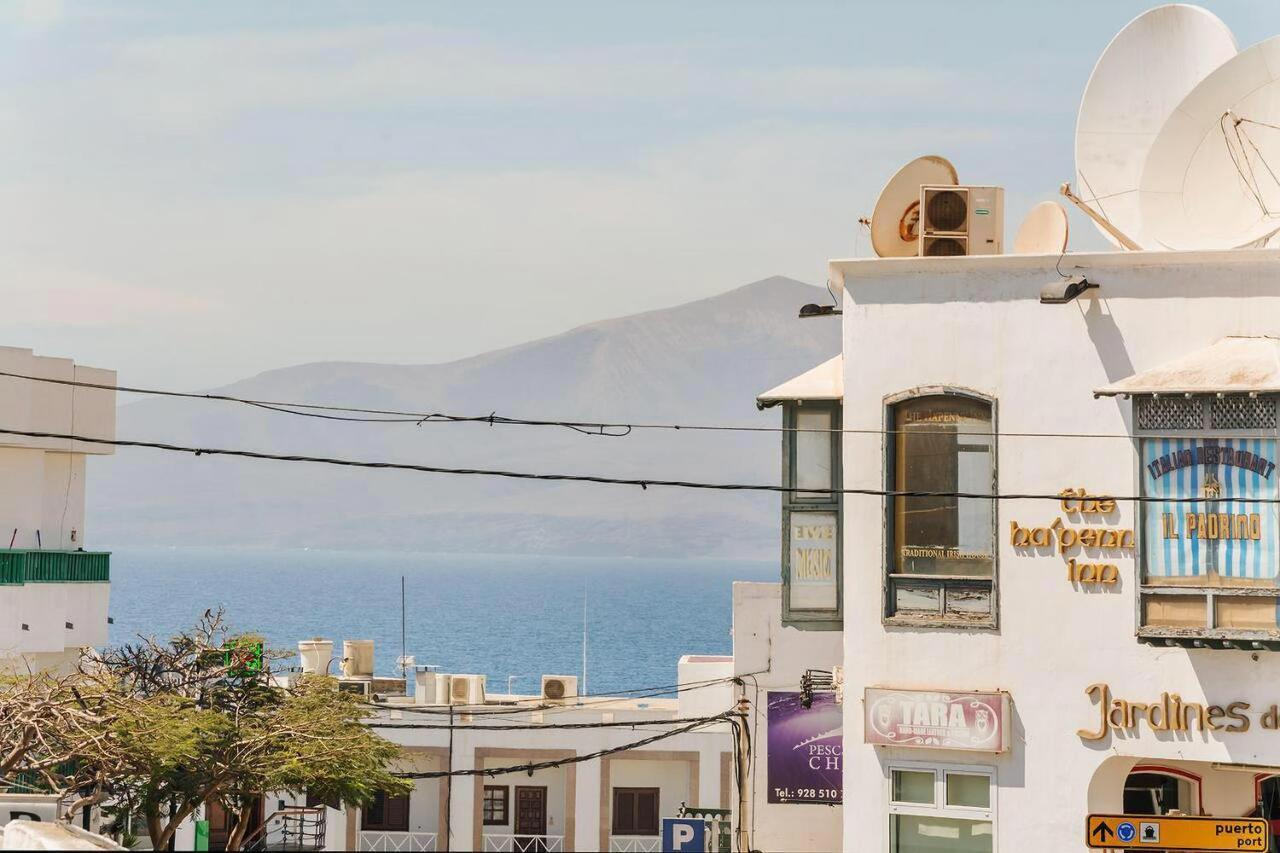Apartamentos Mares De Lava - Puerto Del Carmen 卡门港 外观 照片